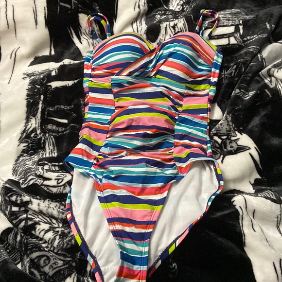 one piece bathing suit - Picture 1 of 2
